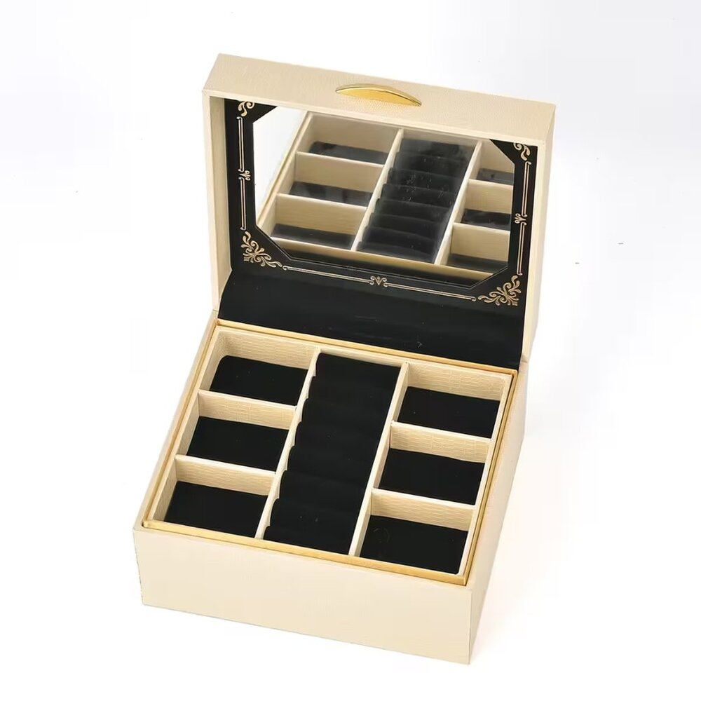 NEW Beige Lizard Embossed Pattern Leatherette Anti Tarnish Jewelry Box